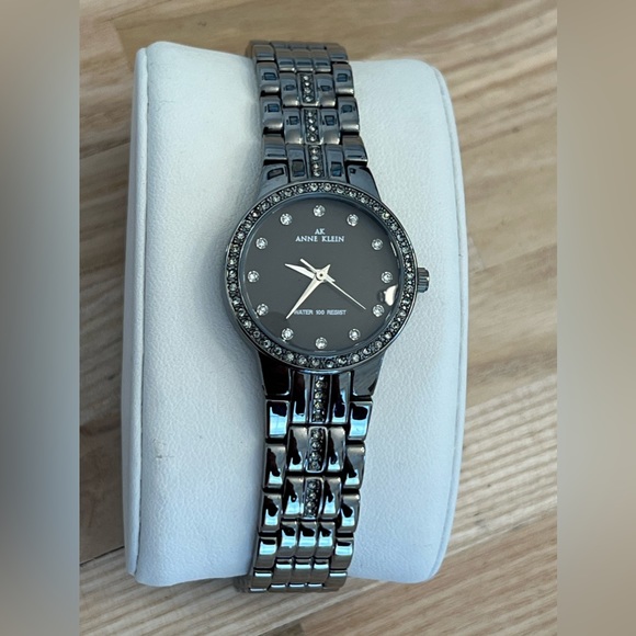 Anne Klein Ladies Watch Crystals Black Stainless Water Resistant 100 main image 8
